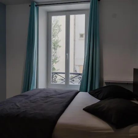 Meubles De Tourisme A Apartment Vincennes