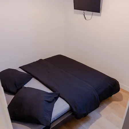 Apartment Meubles De Tourisme A Vincennes
