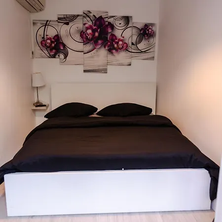 Meubles De Tourisme A Apartment