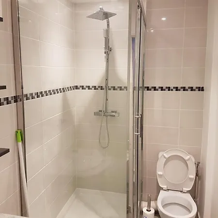 Meubles De Tourisme A *